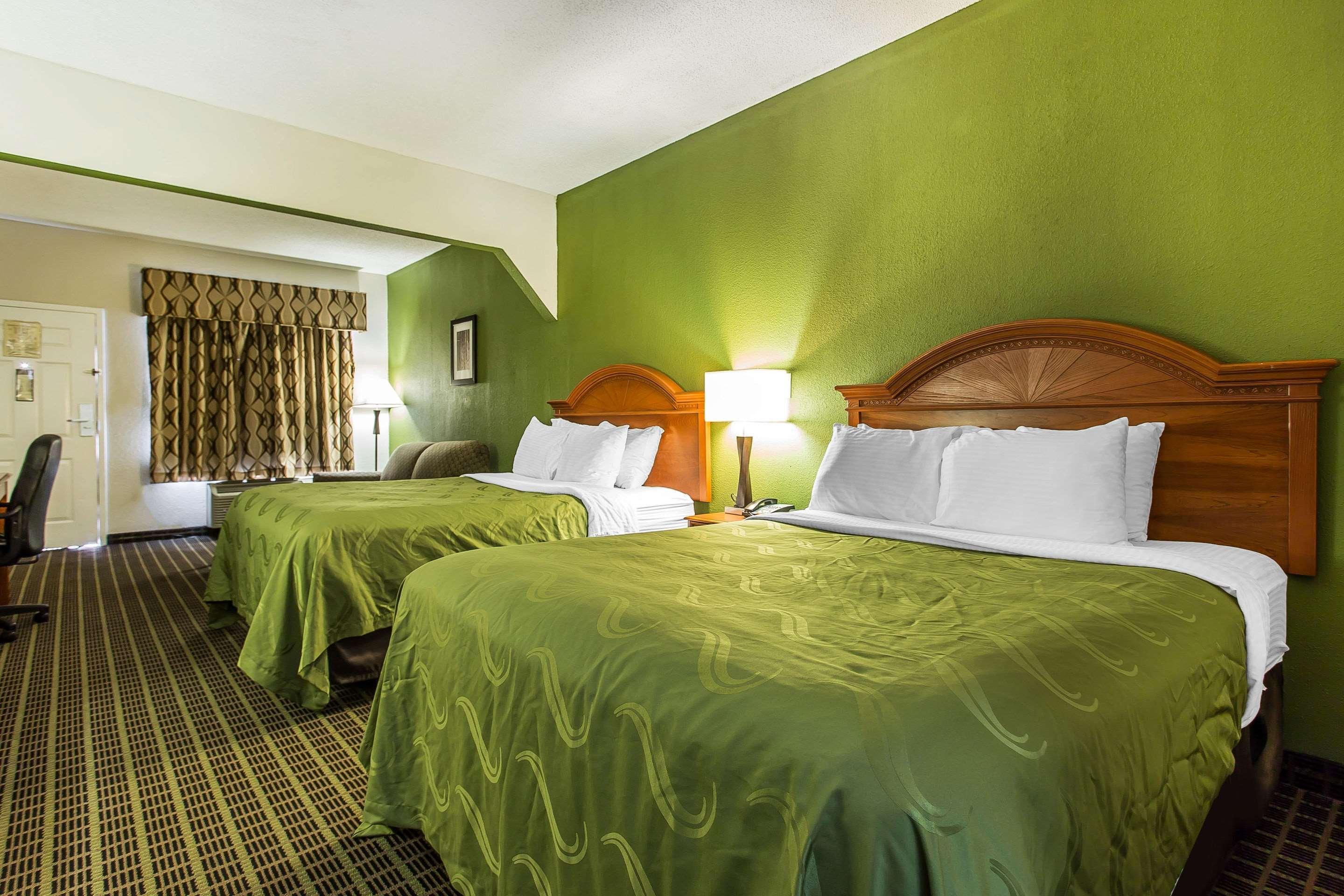 Quality Inn&Suites Orangeburg Bagian luar foto