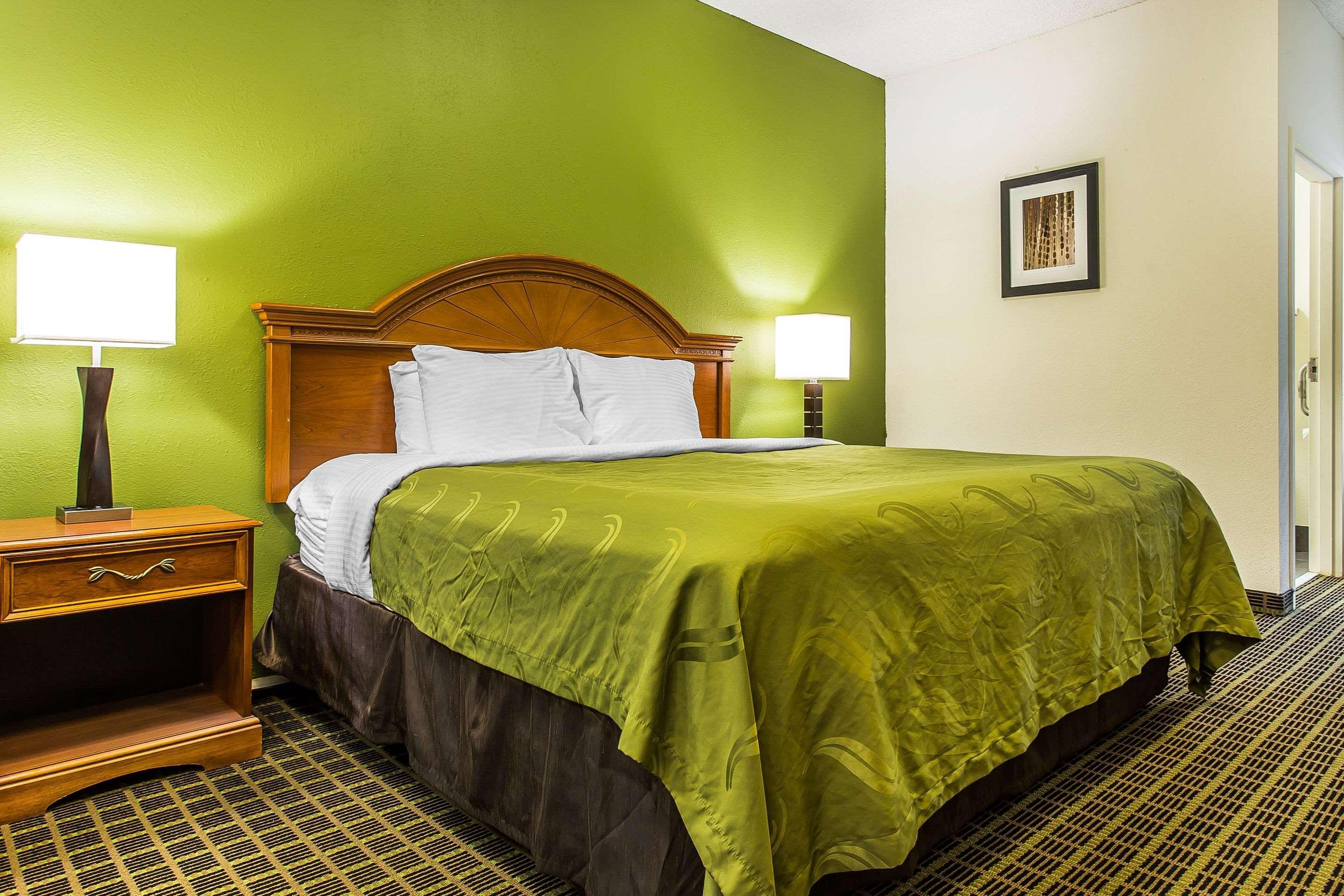 Quality Inn&Suites Orangeburg Bagian luar foto