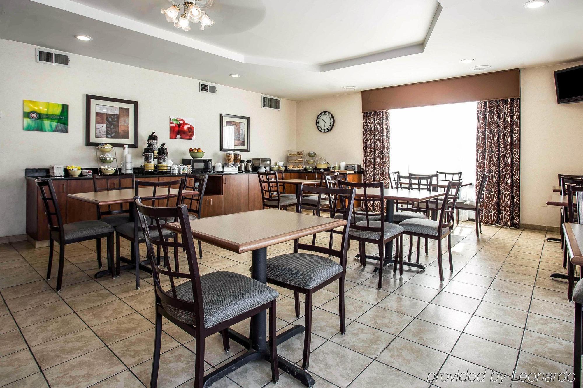 Quality Inn&Suites Orangeburg Bagian luar foto