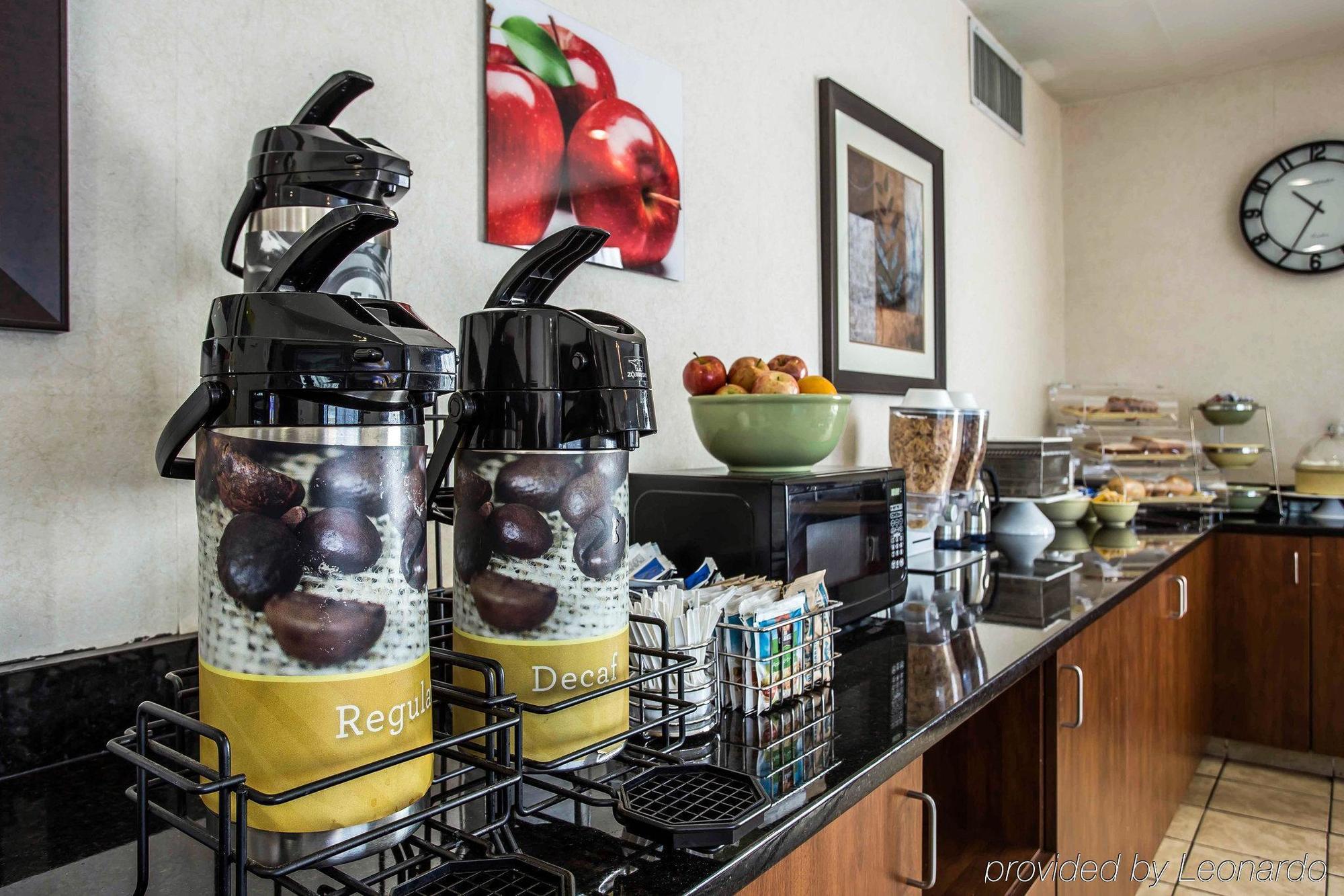Quality Inn&Suites Orangeburg Bagian luar foto